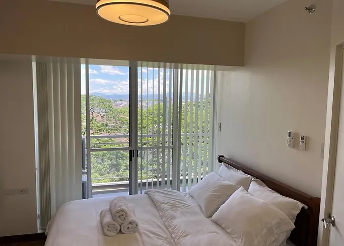 86 Sqm, 3br Condo, Free Prking, Wifi, Ntflx *