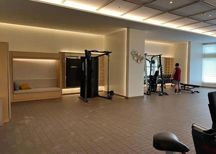 86 Sqm, 3br Condo, Free Prking, Wifi, Ntflx *
