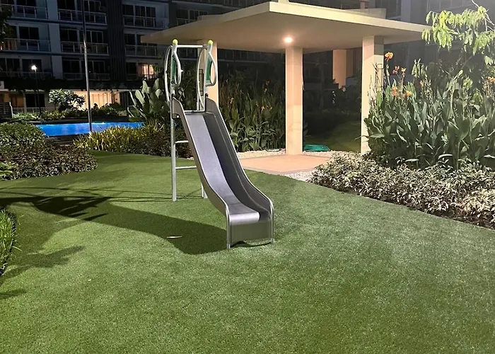 86 Sqm, 3br Condo, Free Prking, Wifi, Ntflx *